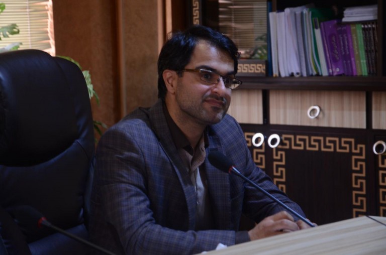 نصب تجهیزات ترافیکی مورد نیاز در سطح شهر رشت