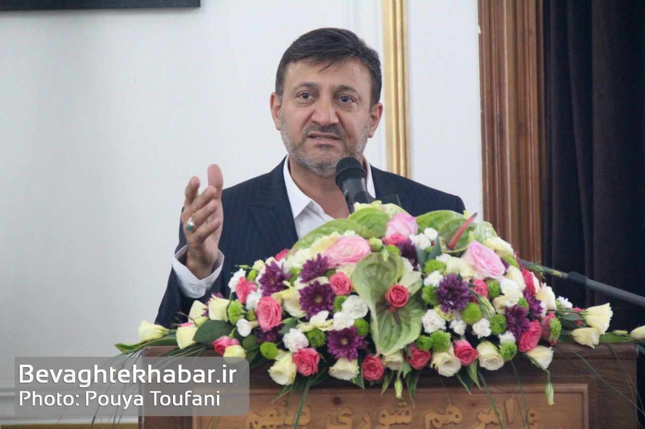 شهردار رشت:کم کاری در برخی مناطق را قبول دارم/ فشار بر شهرداری هر لحظه بیشتر می شود