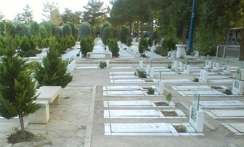 اختلاف طبقاتی را به زیرِ زمین نکشانیم‌